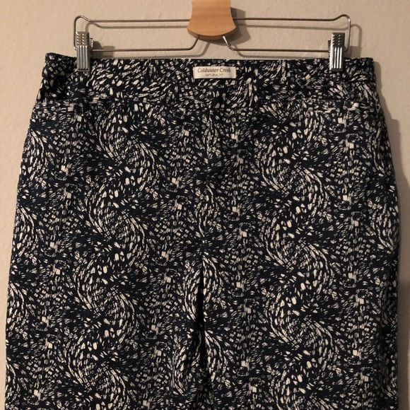 Coldwater Creek navy patterned cropped pants - Picture 2 of 15
